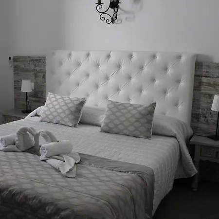 Boutique Hostal Mistral-2